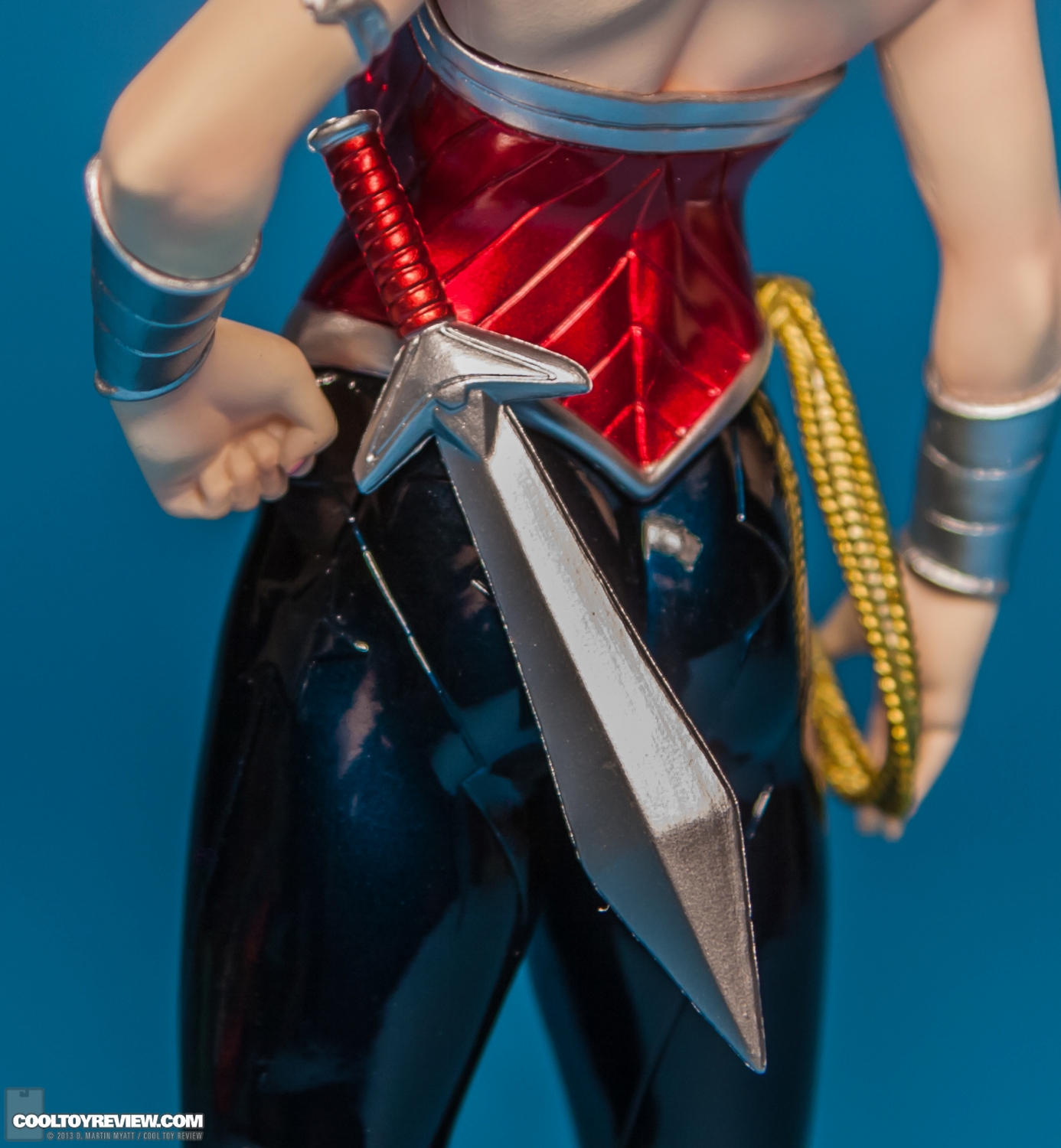 Wonder_Woman_DC_Comics_New_52_ARTFX_Statue_Kotobukiya-011.jpg