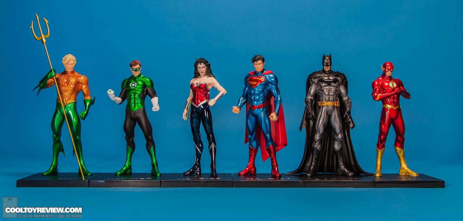 Wonder_Woman_DC_Comics_New_52_ARTFX_Statue_Kotobukiya-013.jpg