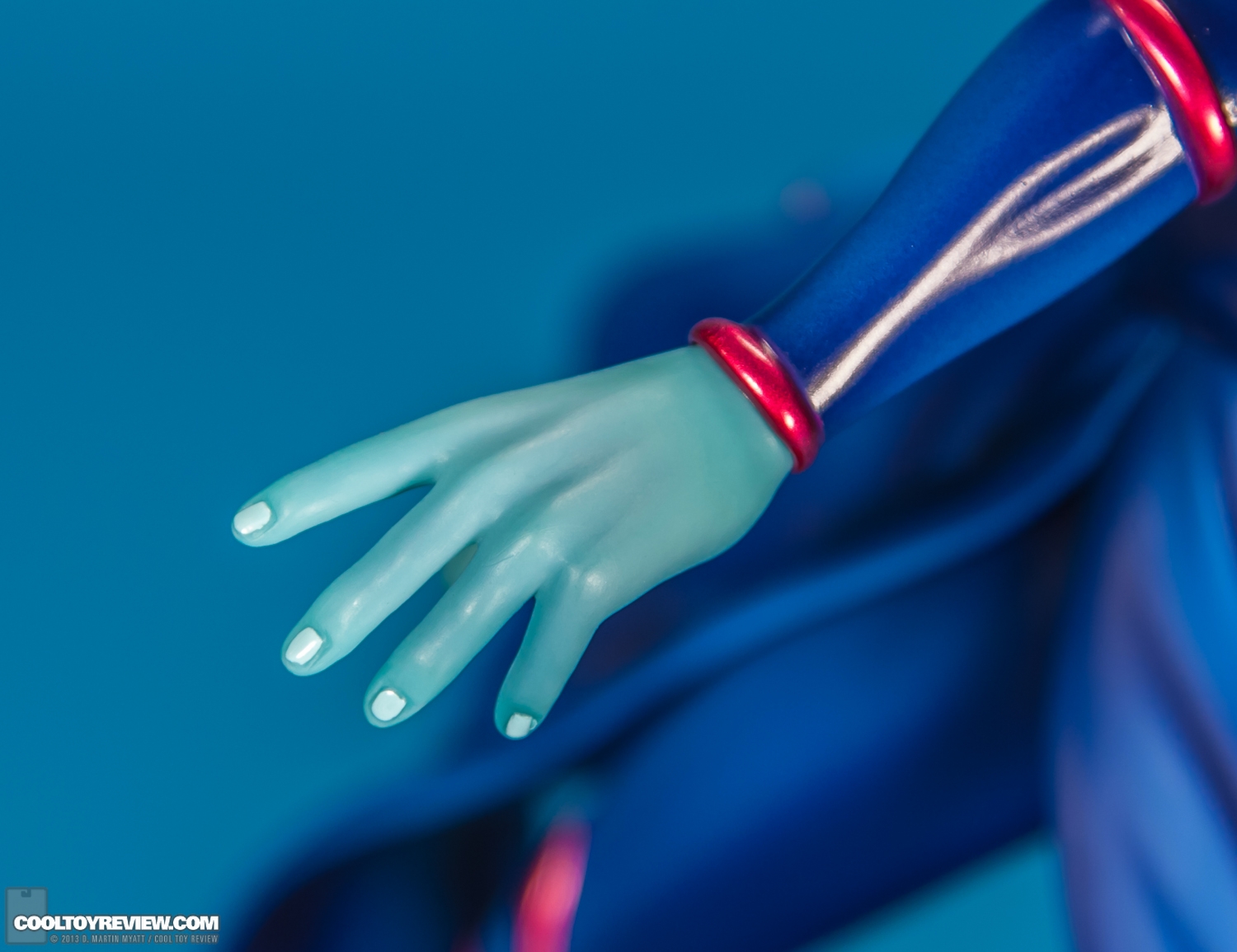 YU-GI-OH_Dark_Magician_ARTFX_J_statue_Kotobukiya-16.jpg