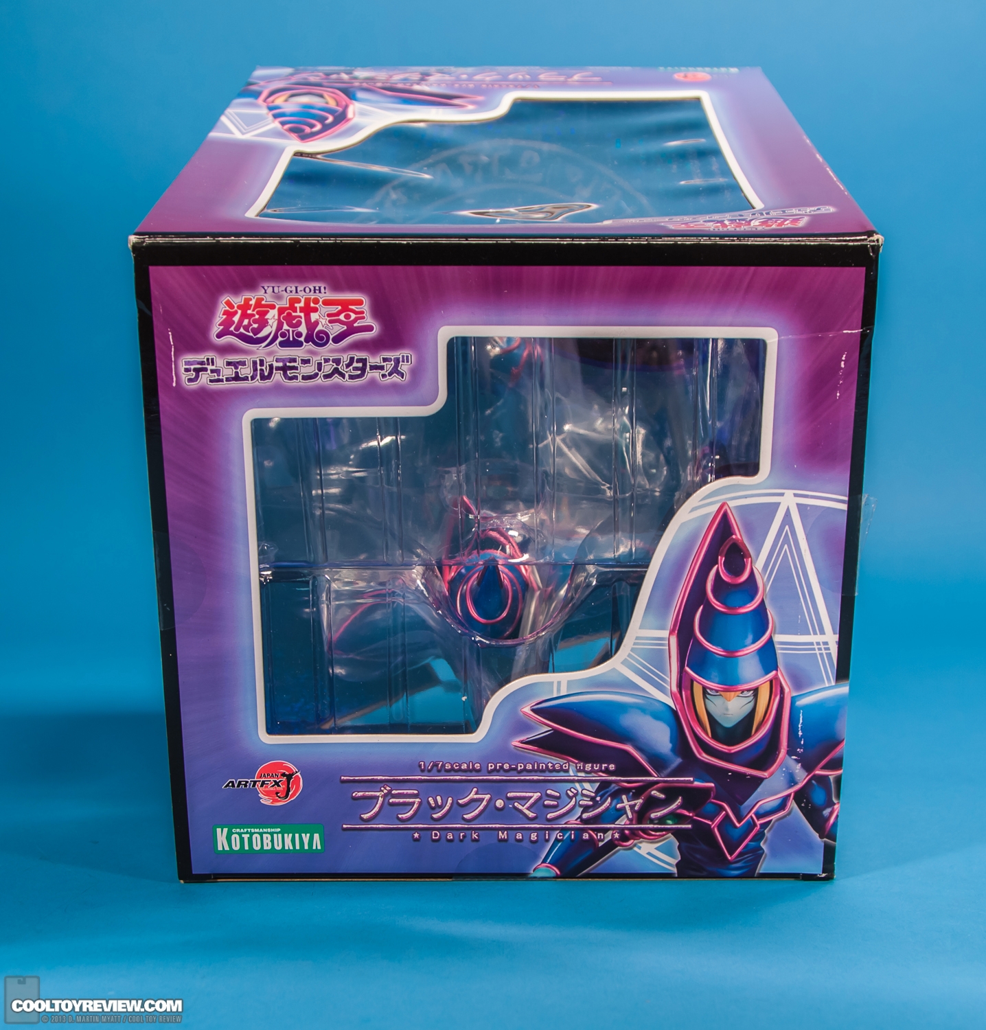 YU-GI-OH_Dark_Magician_ARTFX_J_statue_Kotobukiya-25.jpg