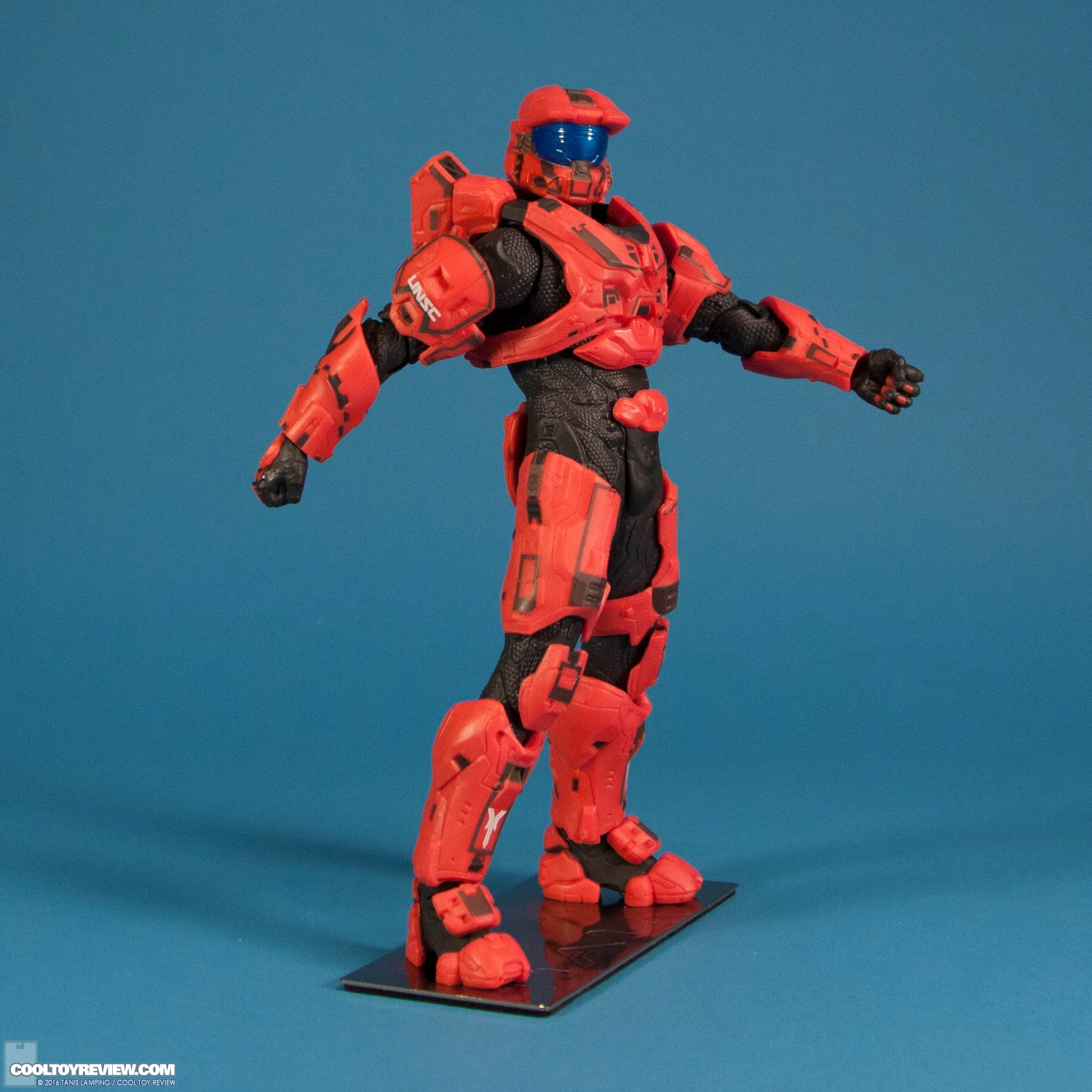 halo-mjolnir-mark-v-and-mark-vi-dx-two-pack-artfx-plus-statues-002.jpg