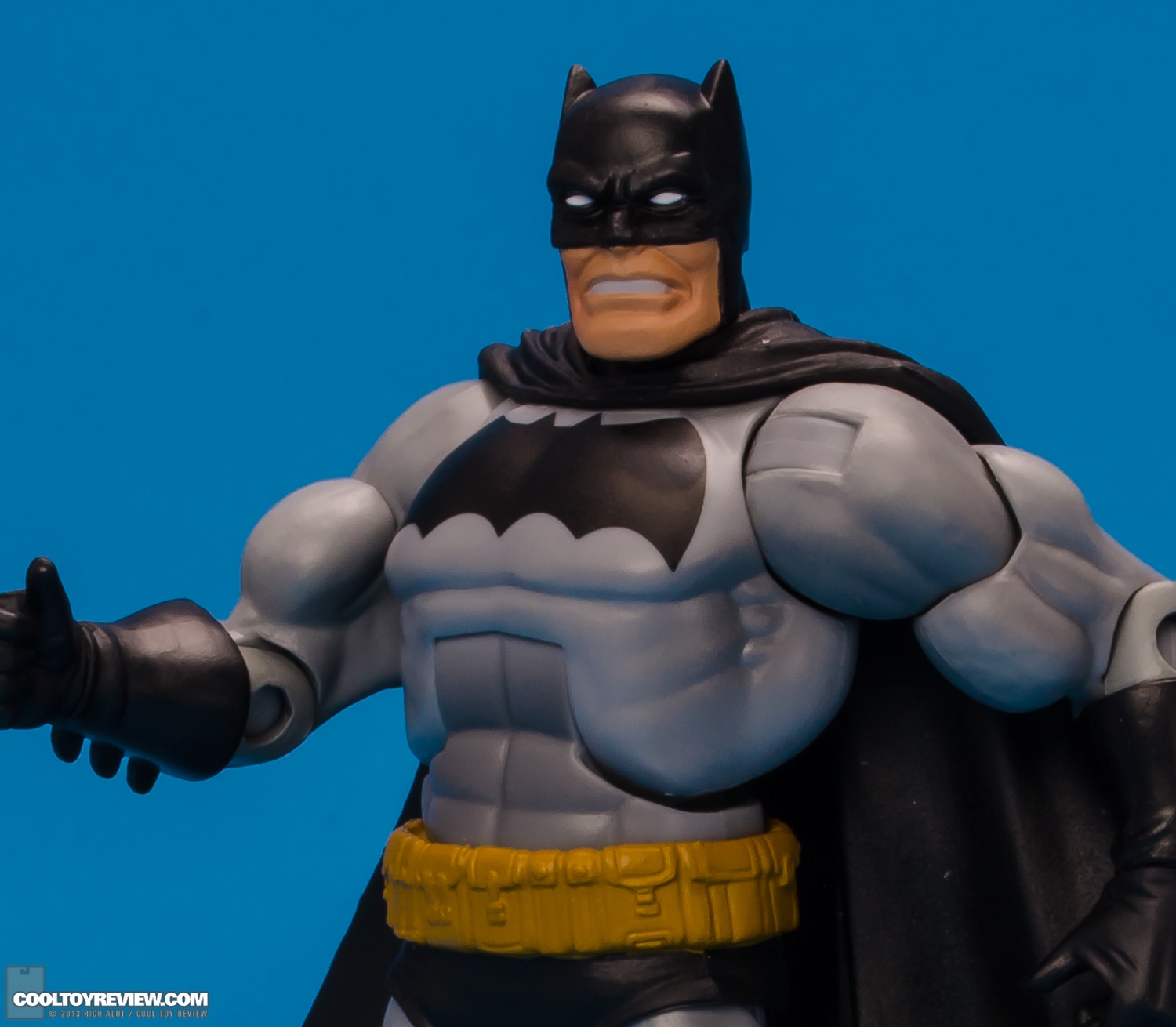 Mattel_Batman-Unlimited_Dark-Knight-Returns-Batman_07.JPG