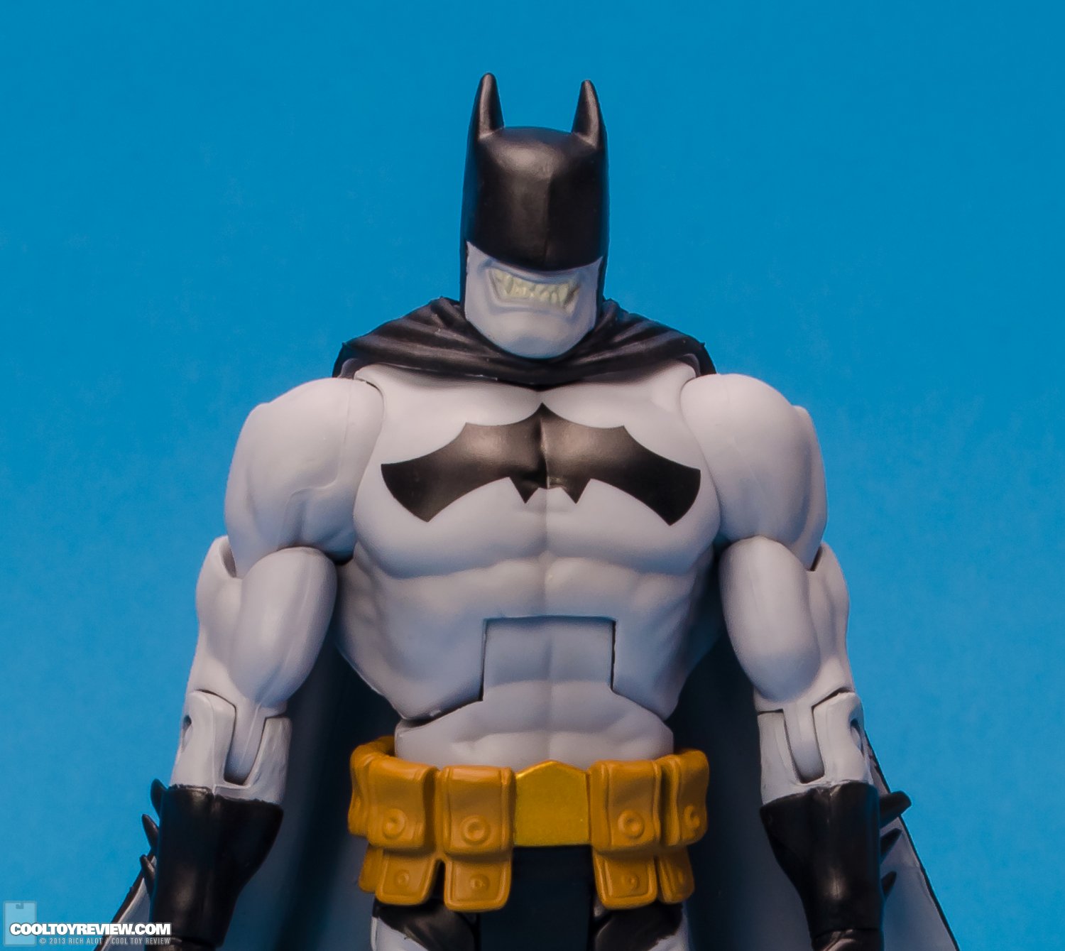 Mattel-DC-Signature-Batzarro-05.jpg