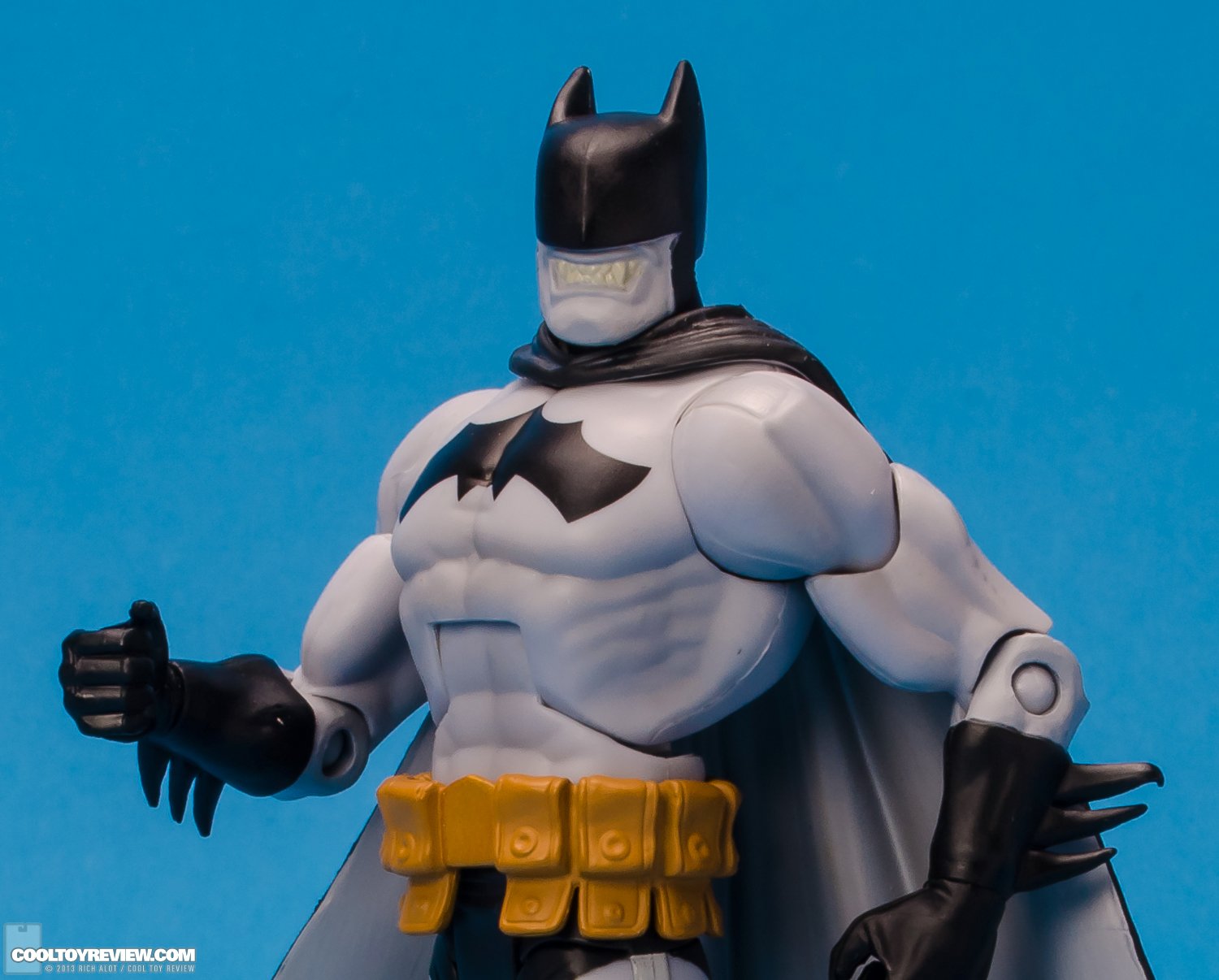 Mattel-DC-Signature-Batzarro-07.jpg