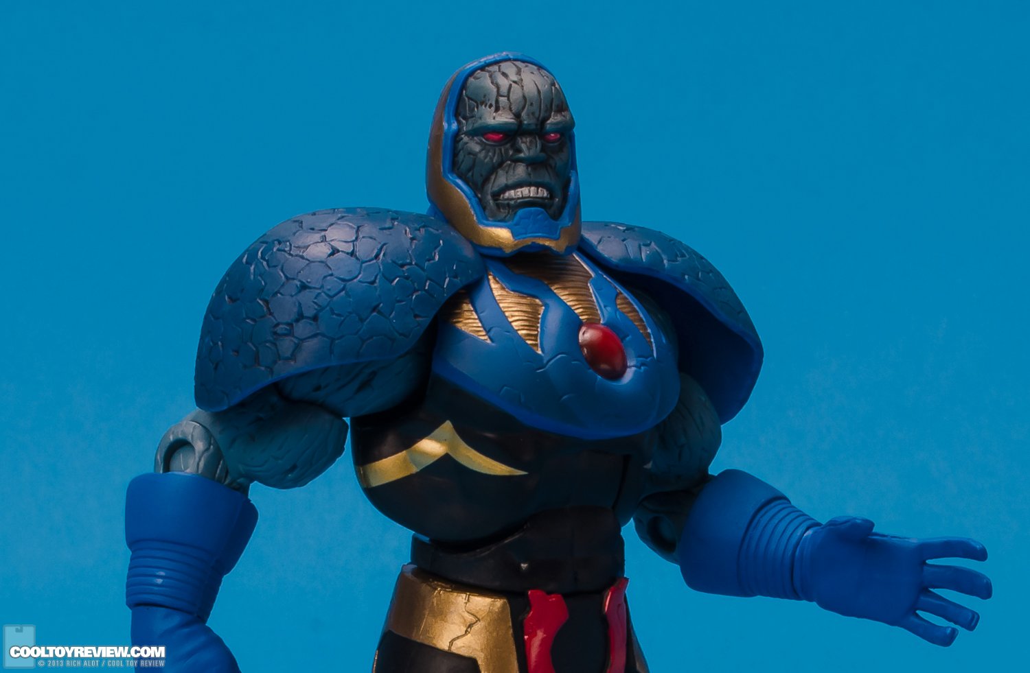 Mattel-DC-Unlimited-New-52-Darkseid-06.jpg