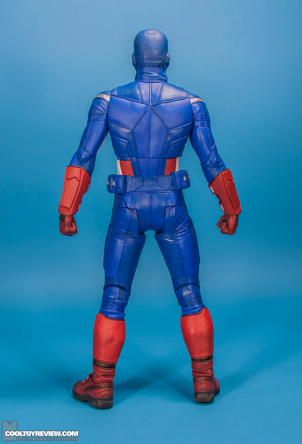 Captain_America_Avengers_NECA-004.jpg