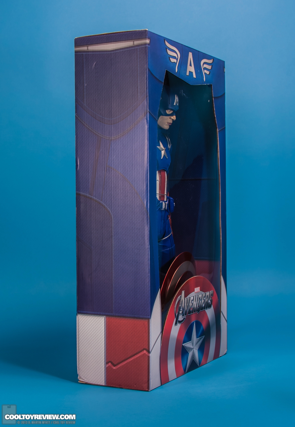 Captain_America_Avengers_NECA-018.jpg