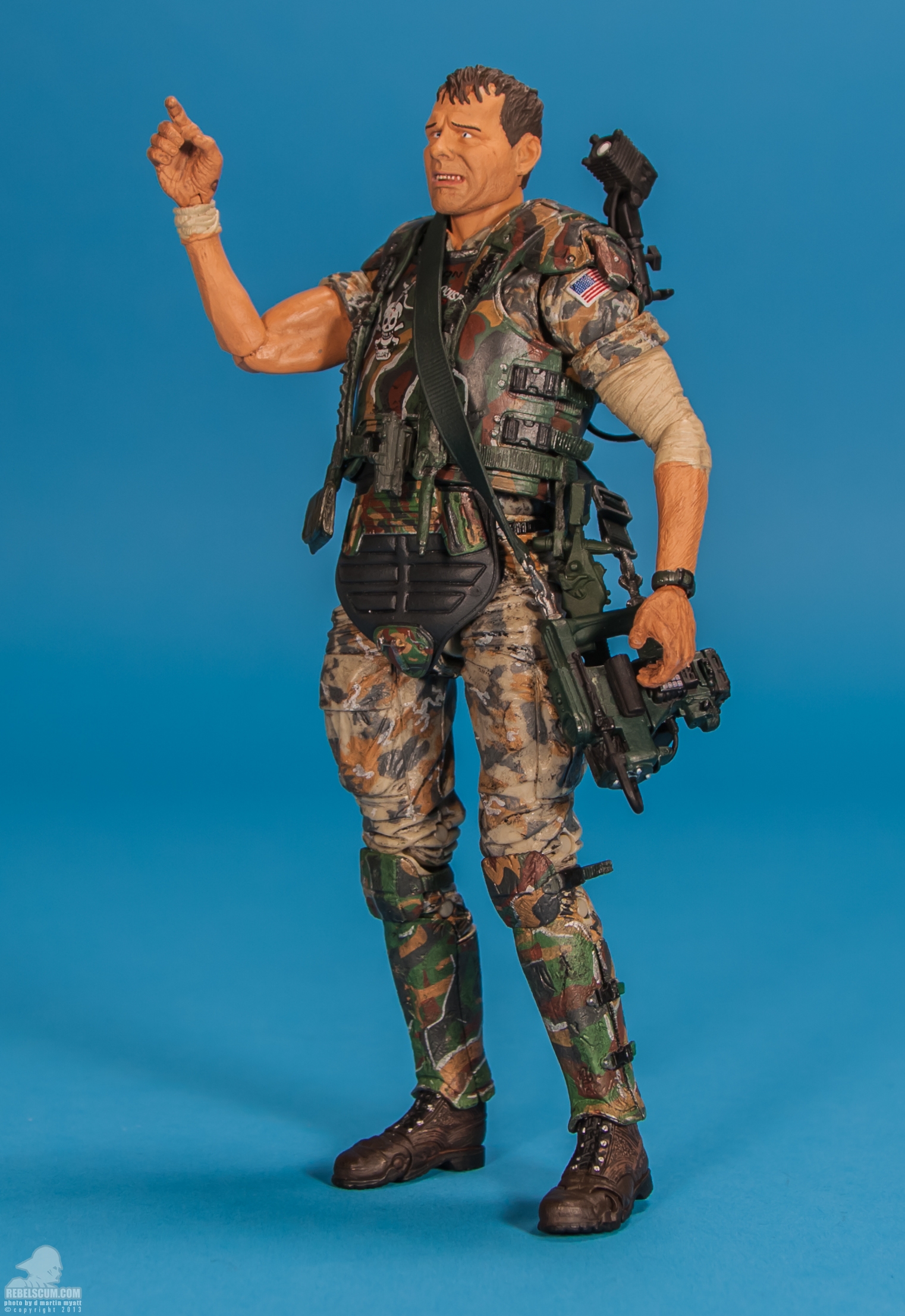 Private-William-Hudson-Aliens-NECA-003.jpg