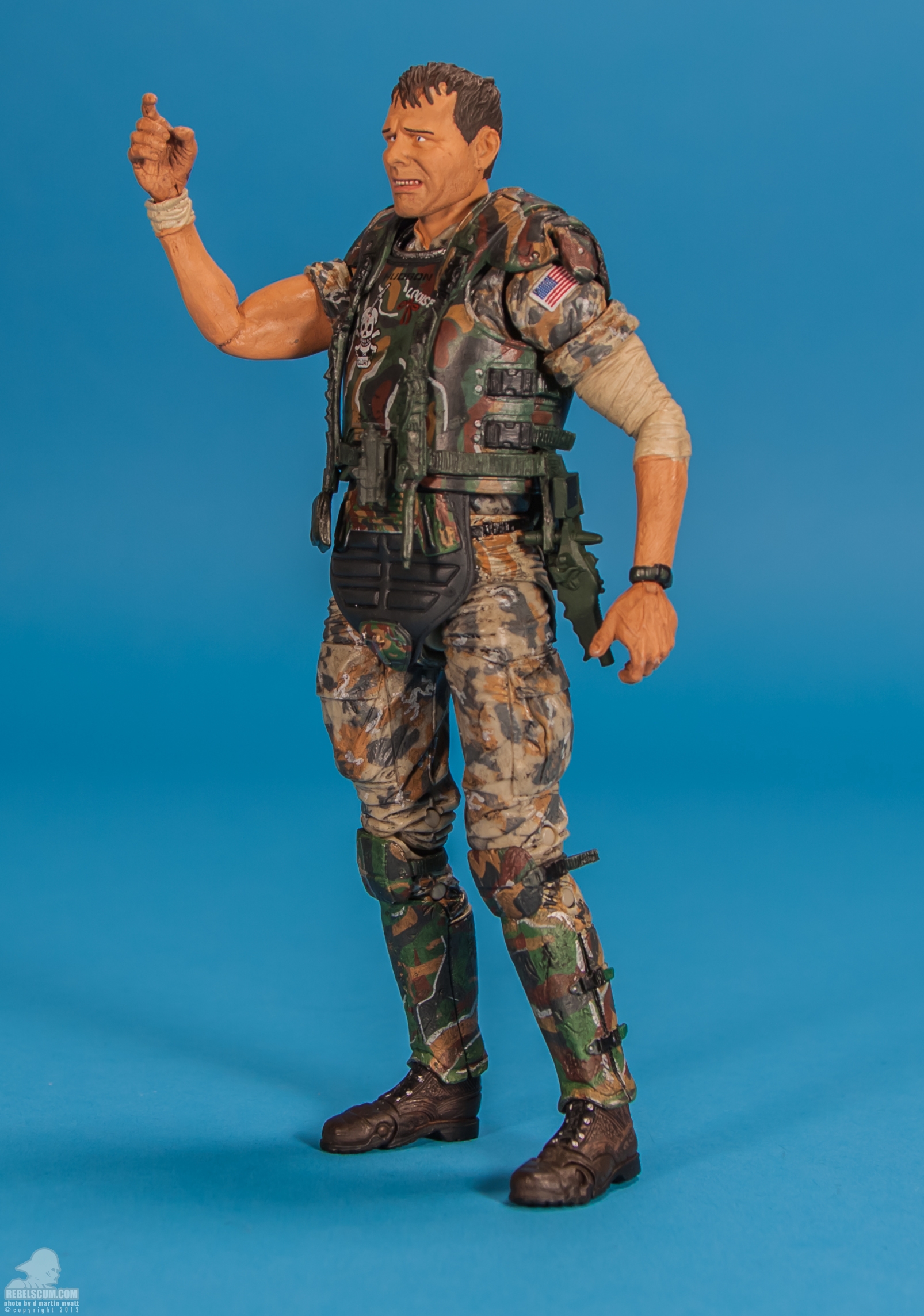 Private-William-Hudson-Aliens-NECA-007.jpg