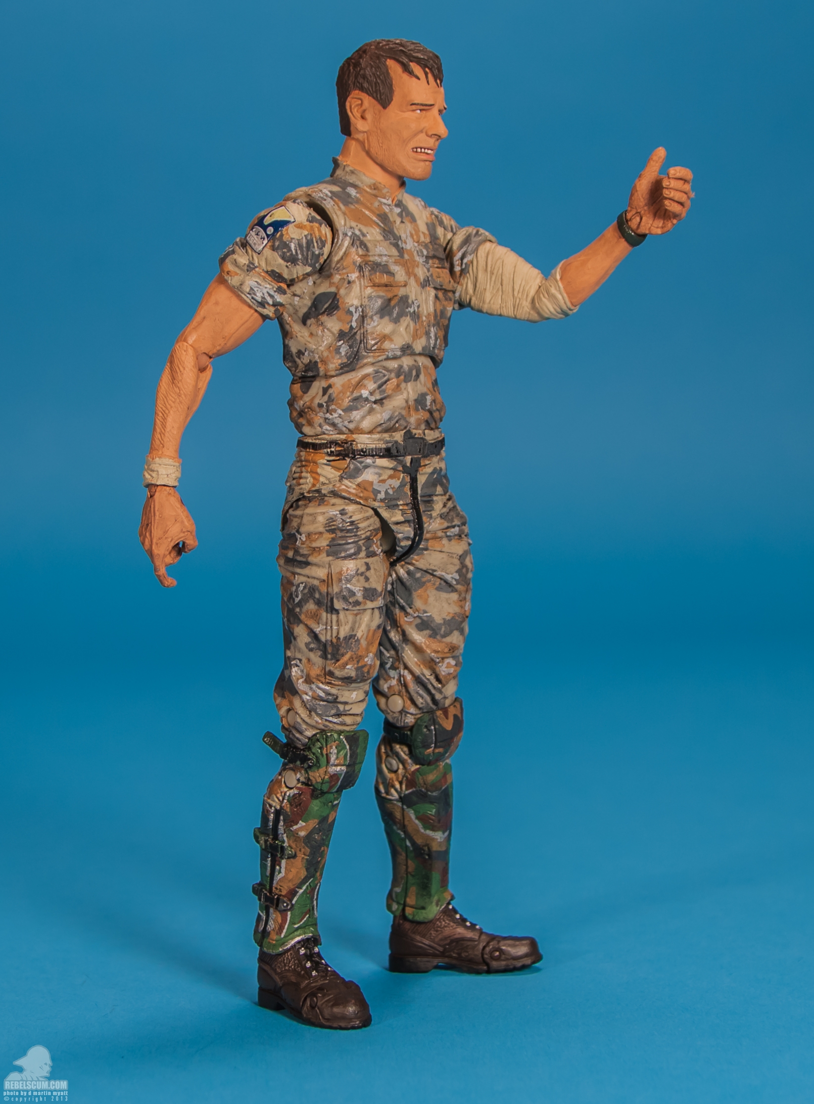 Private-William-Hudson-Aliens-NECA-010.jpg