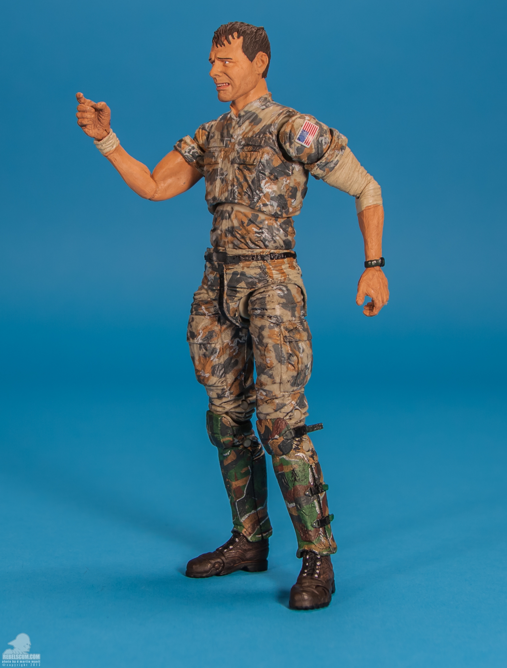 Private-William-Hudson-Aliens-NECA-011.jpg