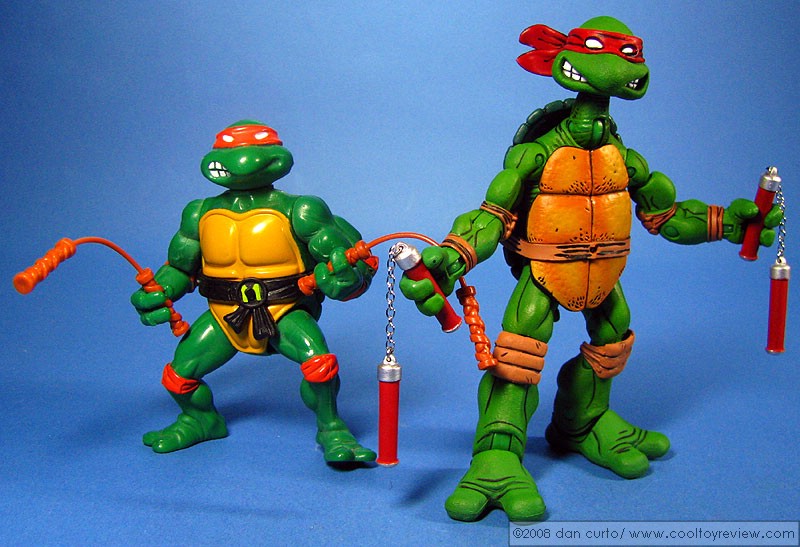 Playmates Michelangelo (1988) | NECA Michelangelo (2008)