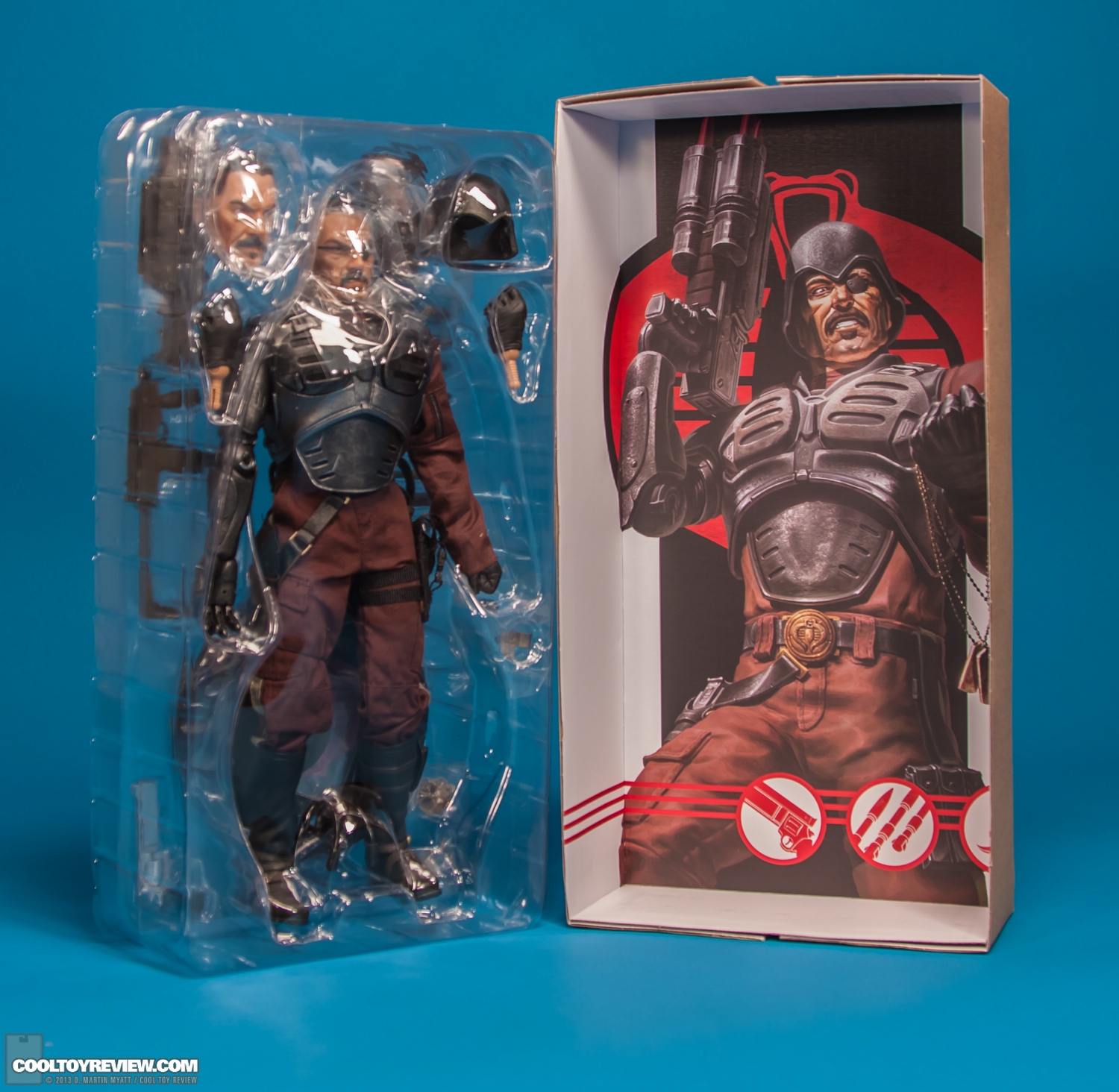 Major-Bludd-Sideshow-Collectibles-GI-Joe-Sixth-Scale-056.jpg