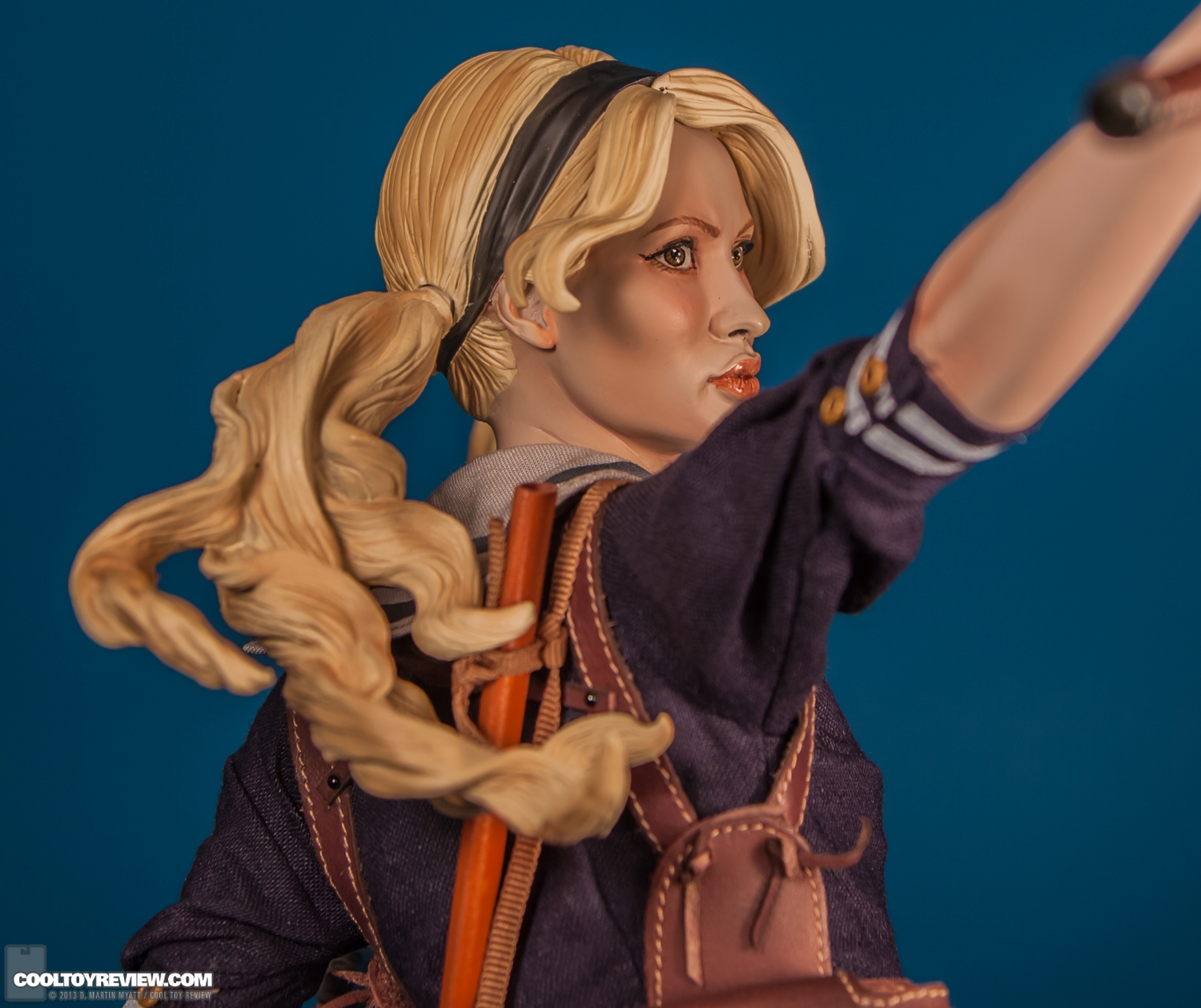 Babydoll-Sucker-Punch-Premium-Format-Figure-Sideshow-Collectibles-010.jpg