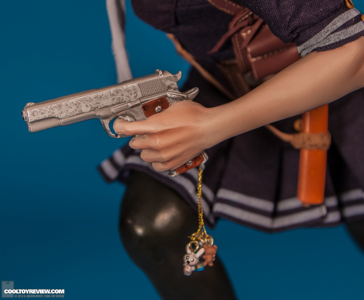 Babydoll-Sucker-Punch-Premium-Format-Figure-Sideshow-Collectibles-022.jpg