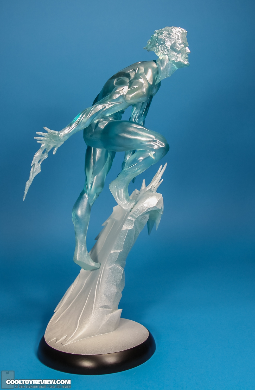 Iceman_Comiquette_Sideshow_Collectibles-06.jpg