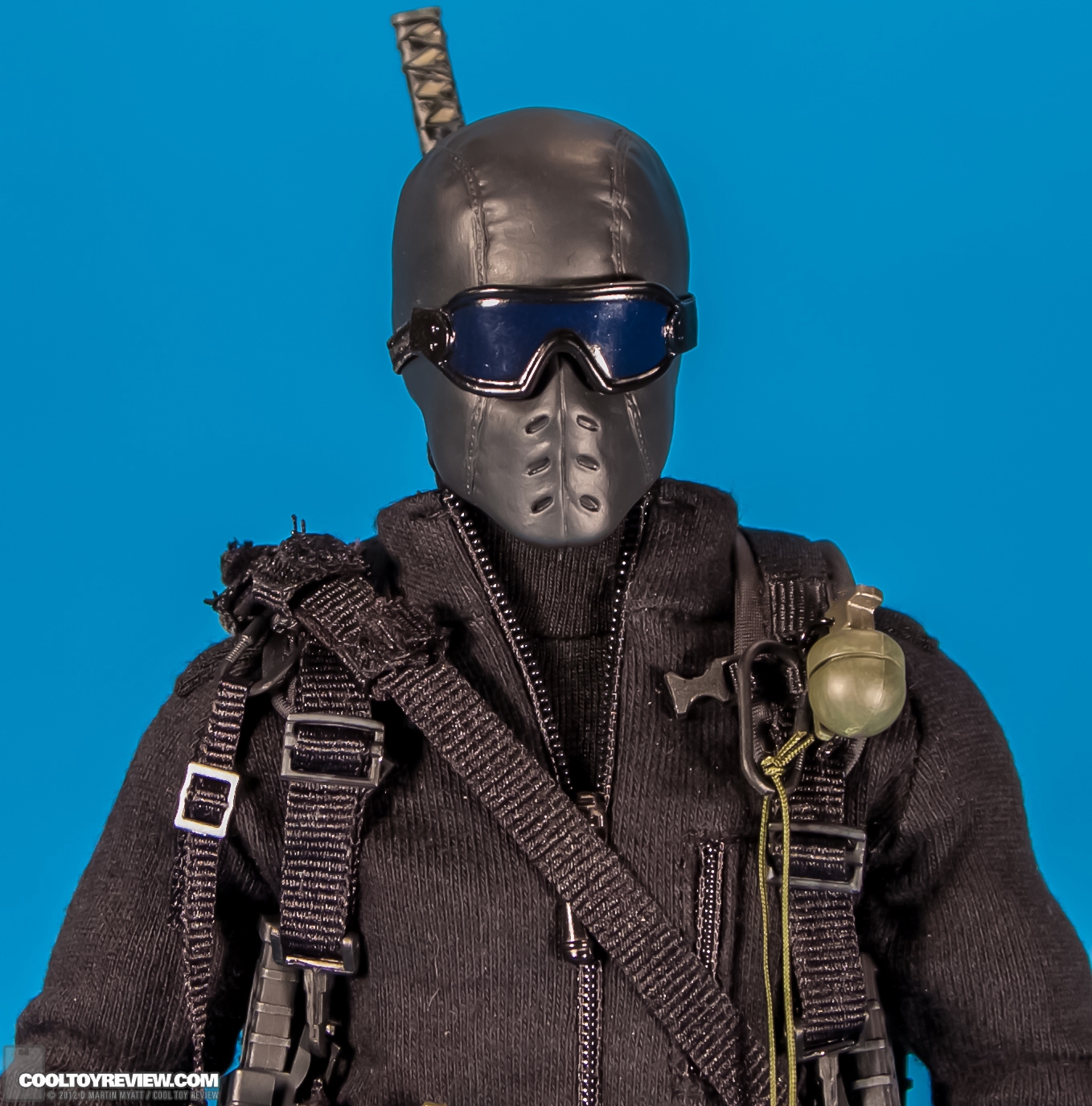 Snake_Eyes_GI_Joe_Sideshow_Collectibles-09.jpg