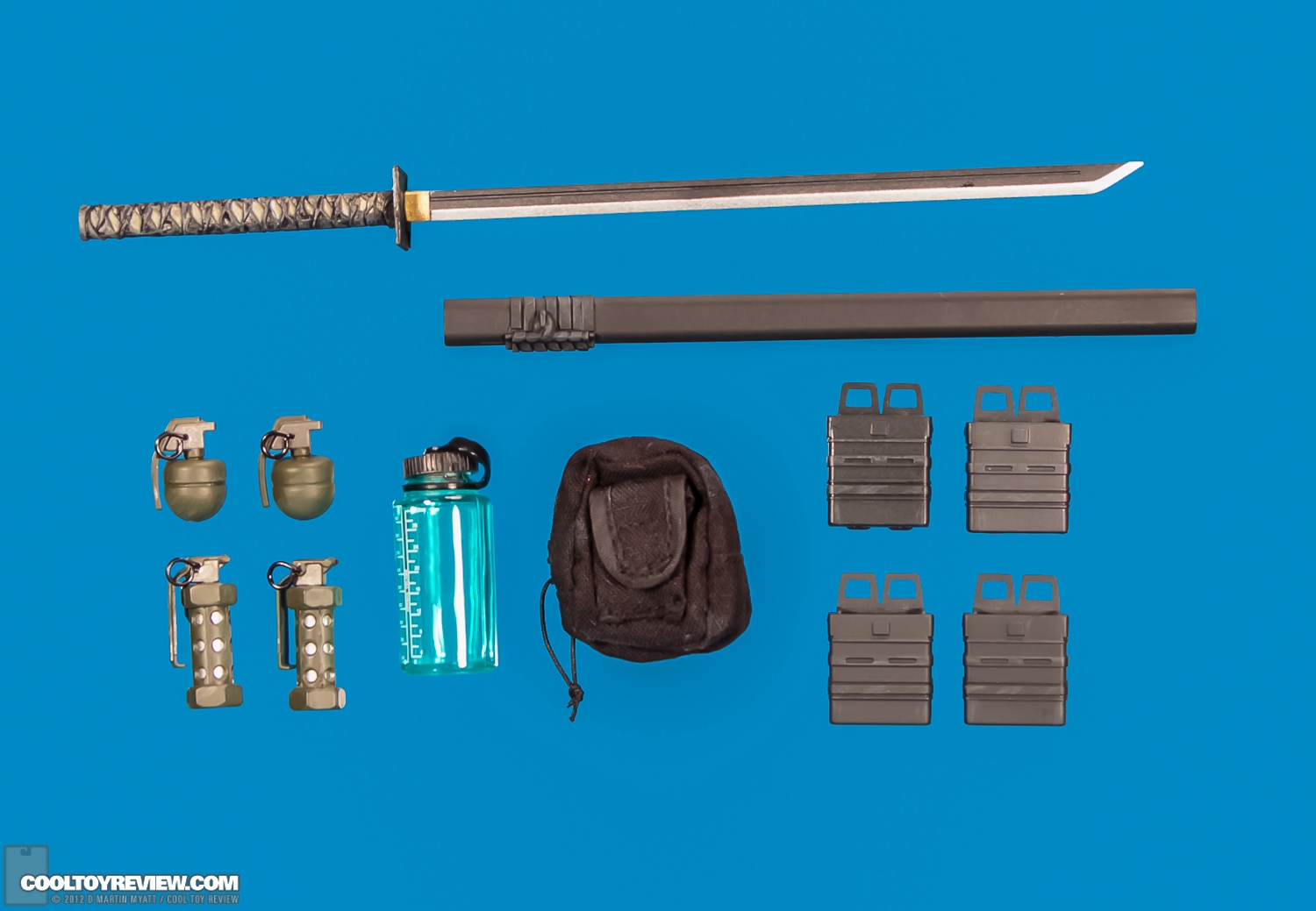 Snake_Eyes_GI_Joe_Sideshow_Collectibles-31.jpg