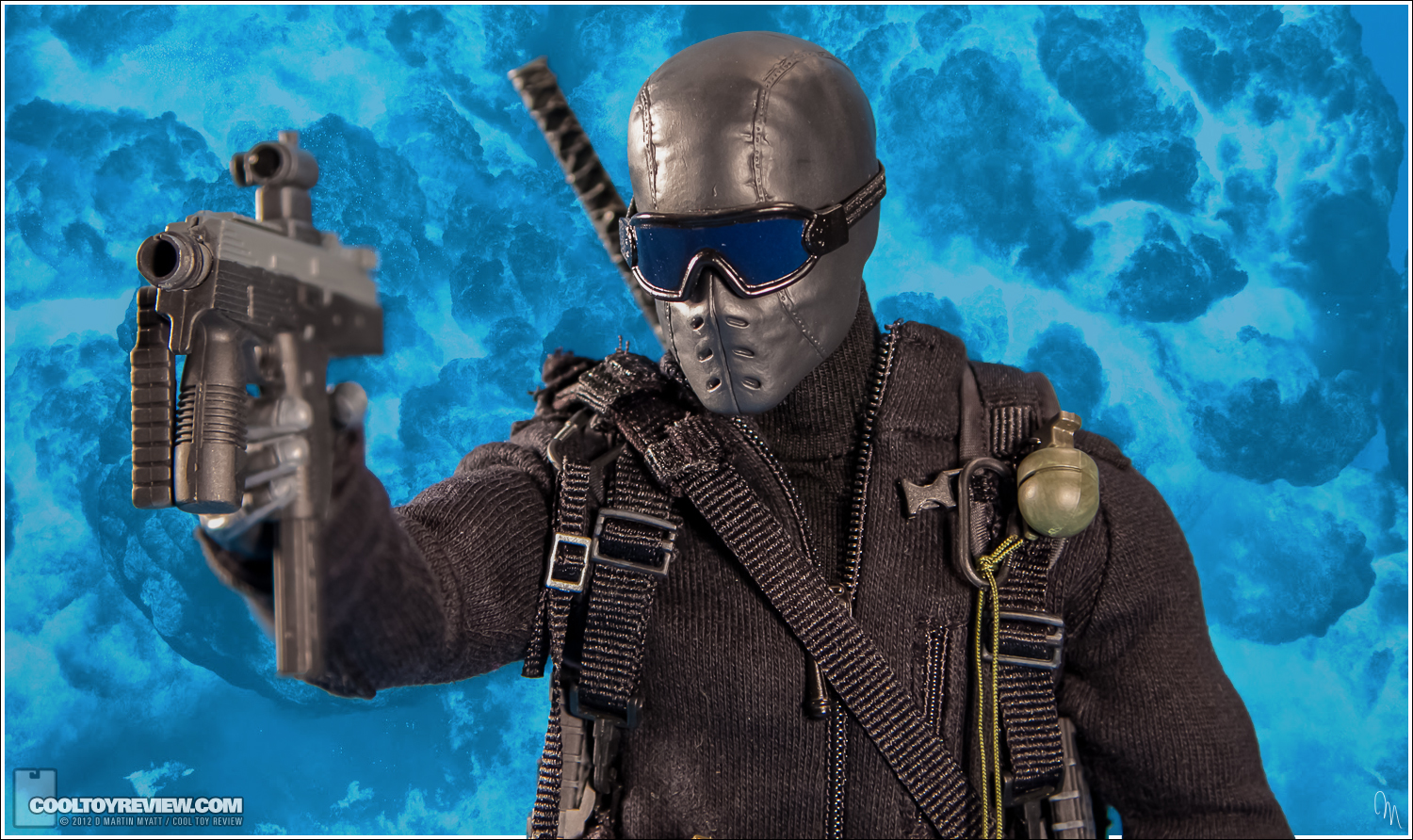 Snake_Eyes_GI_Joe_Sideshow_Collectibles-42.jpg