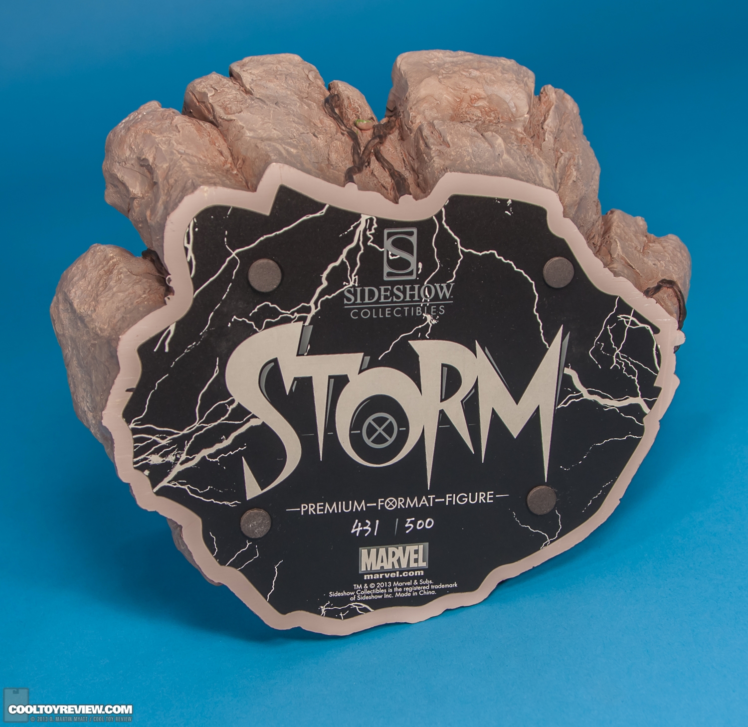 Storm_X-Men_Premium_Format_Figure_Sideshow_Collectibles-18.jpg