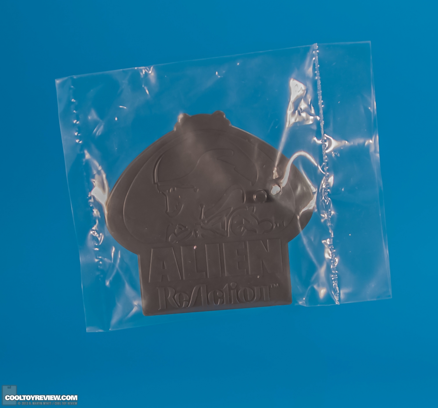 Alien_Giveaway_Reaction_Figure_Stand_2013_SDCC_Exclusive_Super7-001.jpg