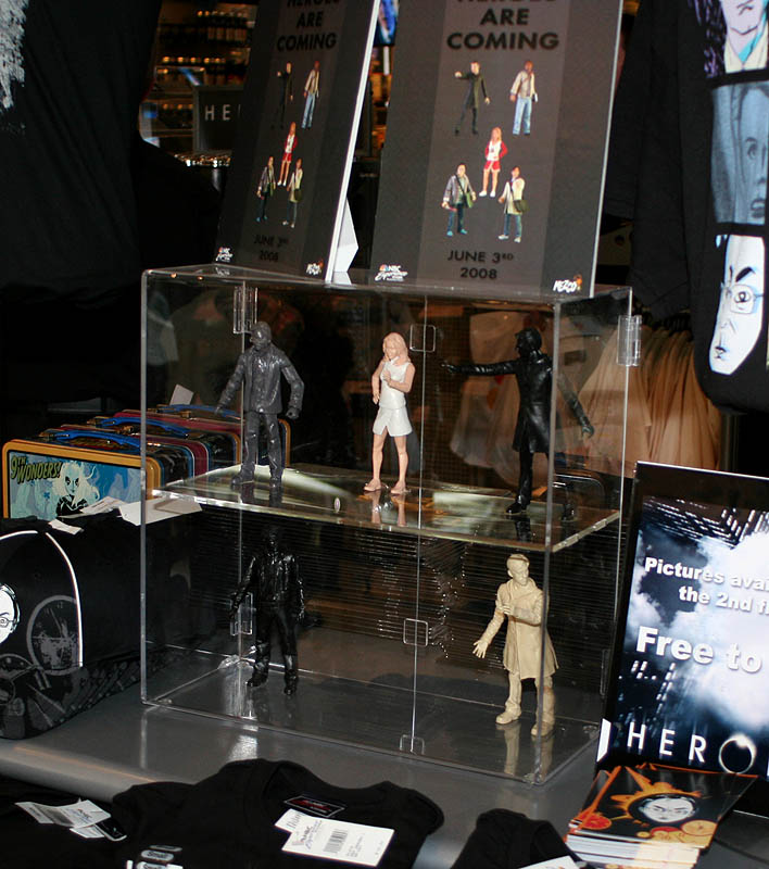 TF08-Mezco-Heroes-22.JPG