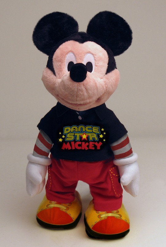 DanceStarMickey.jpg