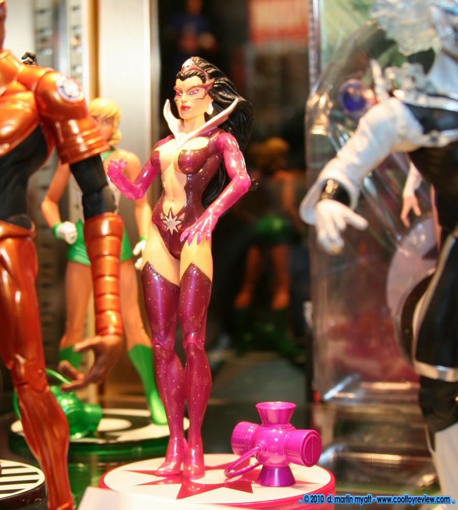 Toy-Fair-2010-DC-Direct_006.JPG