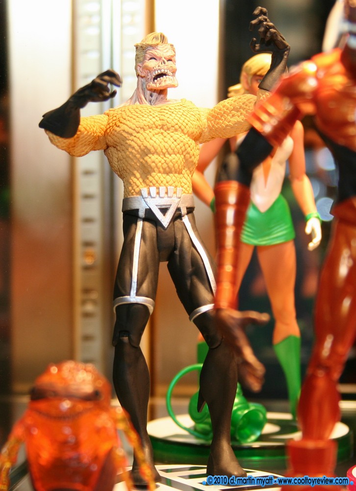 Toy-Fair-2010-DC-Direct_008.JPG