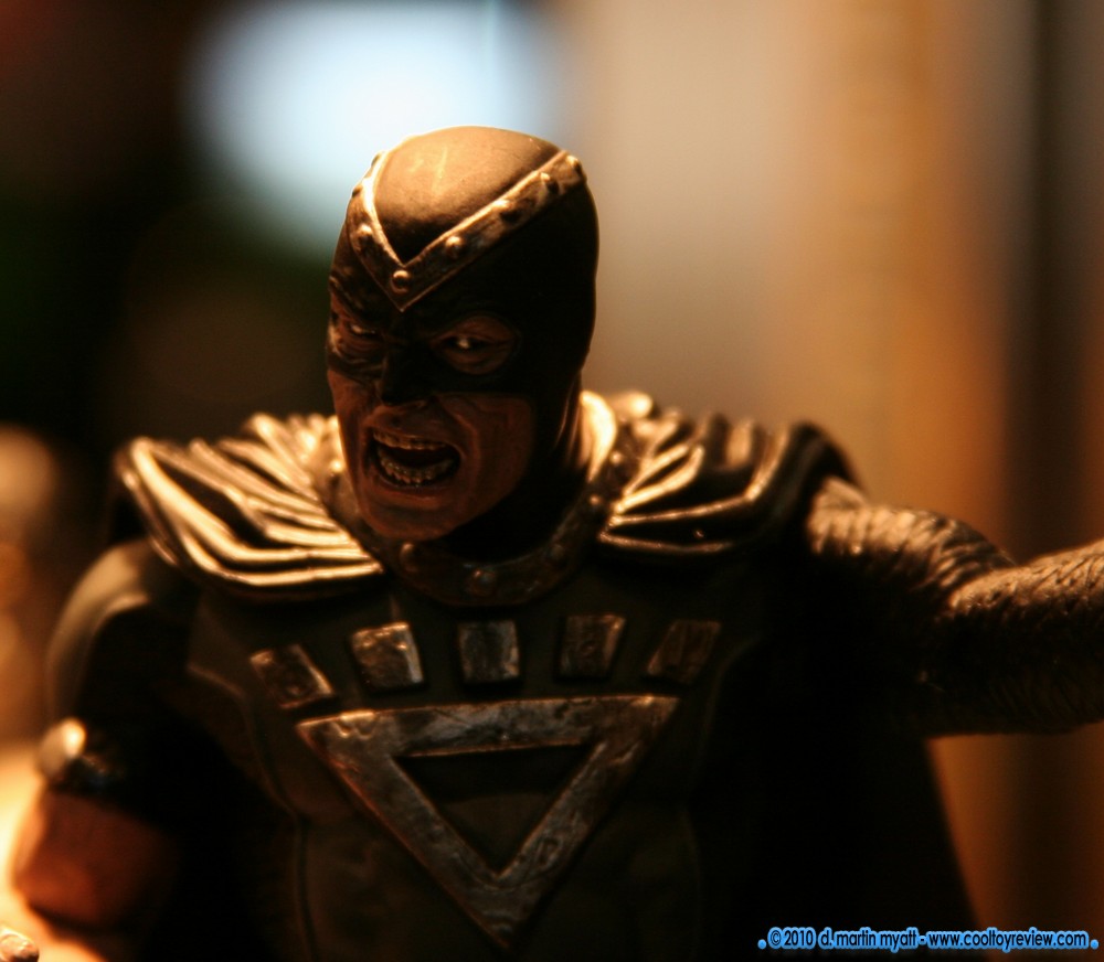 Toy-Fair-2010-DC-Direct_014.JPG