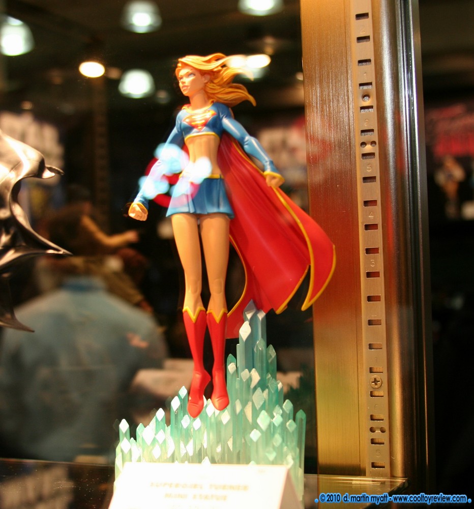 Toy-Fair-2010-DC-Direct_055.JPG