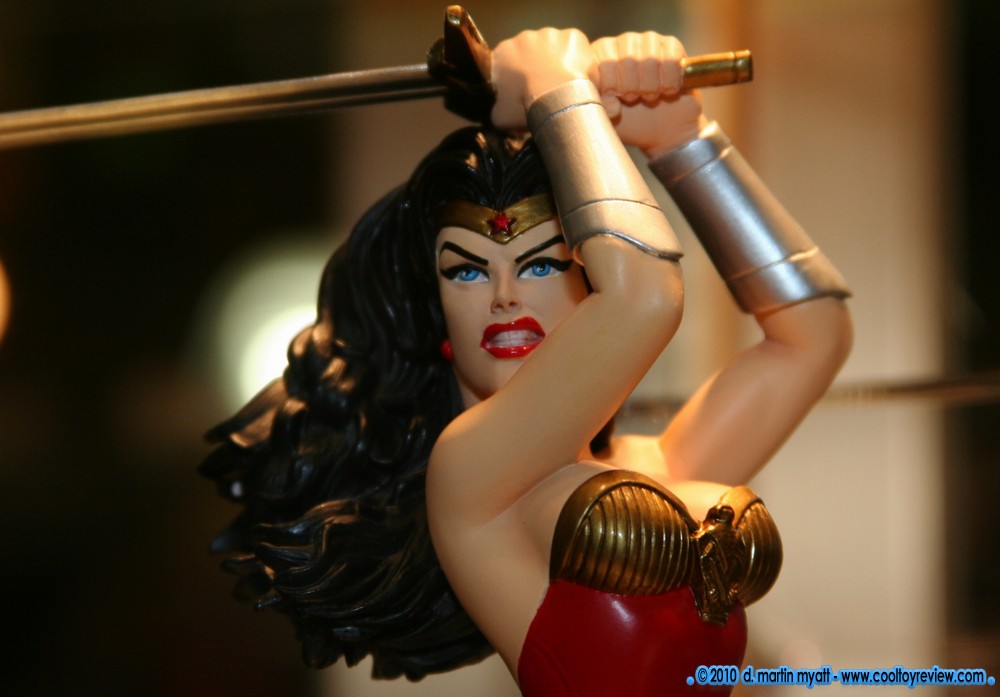 Toy-Fair-2010-DC-Direct_066.JPG