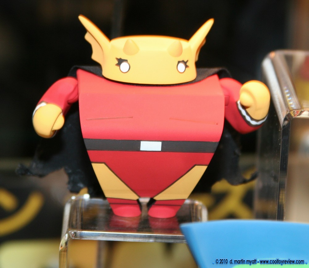 Toy-Fair-2010-DC-Direct_118.JPG