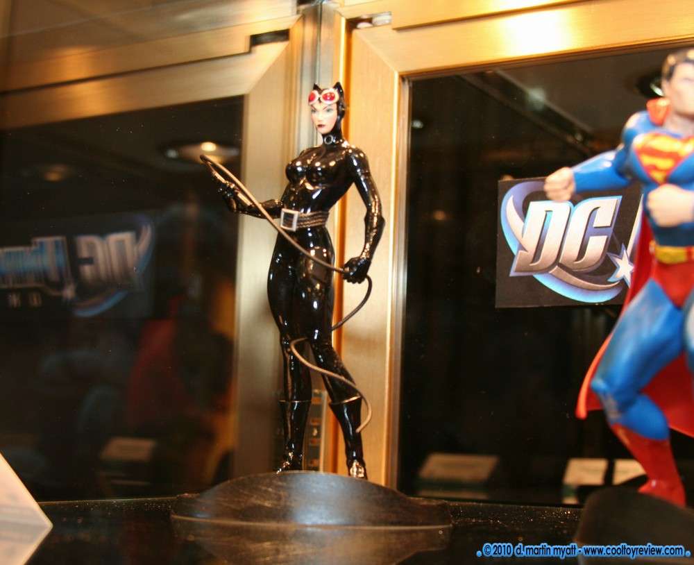 Toy-Fair-2010-DC-Direct_138.JPG