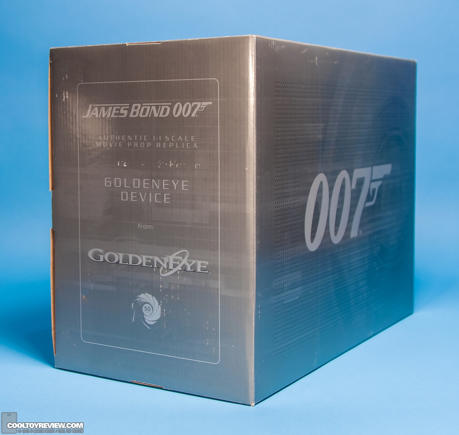 Golden_Eye_James_Bond_007_Factory_Entertainment-31.jpg