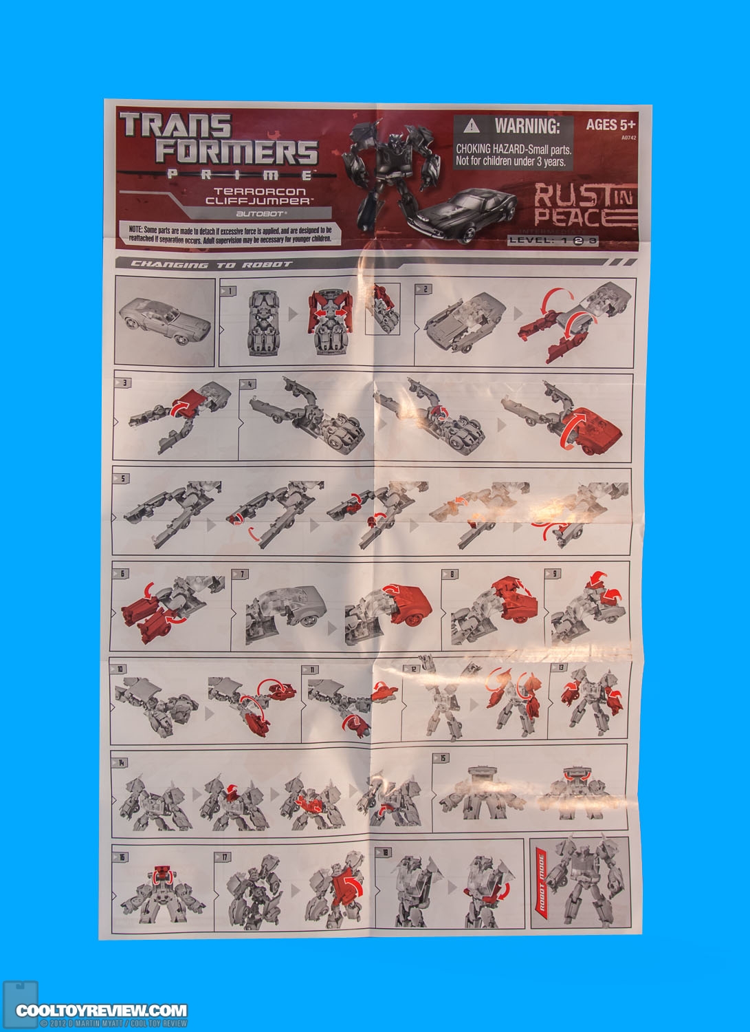 Cliff_Jumper_Transformers_2012_SDCC_Hasbro-10.jpg