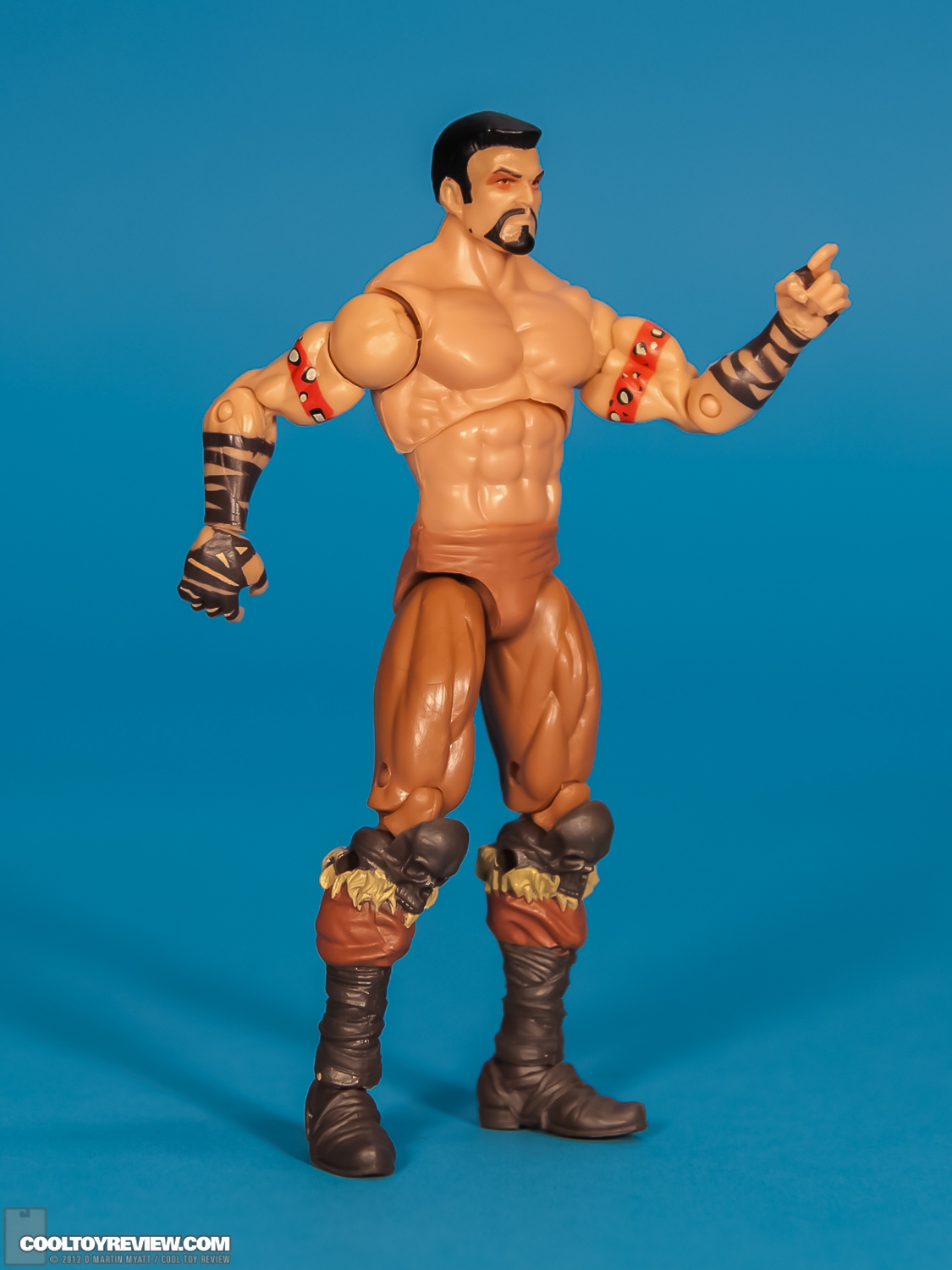 Marvel_Universe_Kraven_The_Hunter_Hasbro-02.jpg