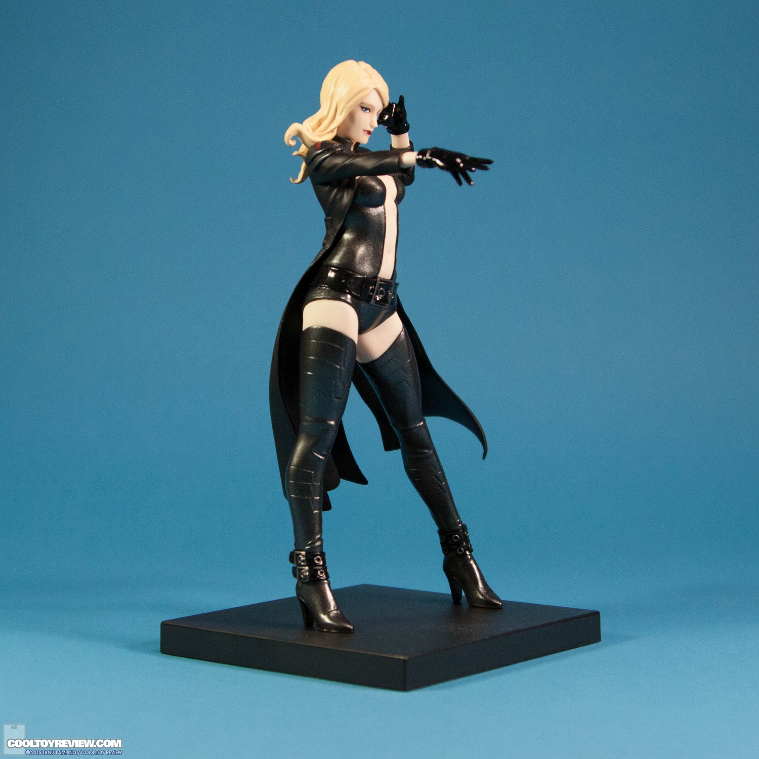 emma-frost-marvel-now-uncanny-x-men-artfx-plus-statue-kotobukiya-002.jpg