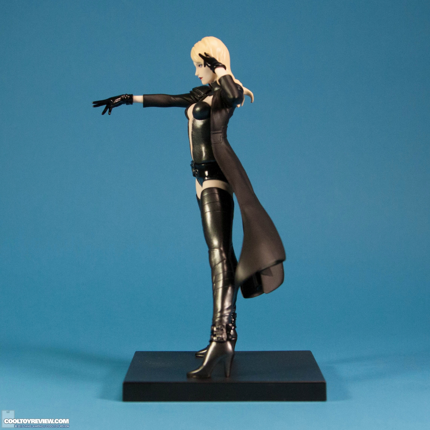 emma-frost-marvel-now-uncanny-x-men-artfx-plus-statue-kotobukiya-007.jpg