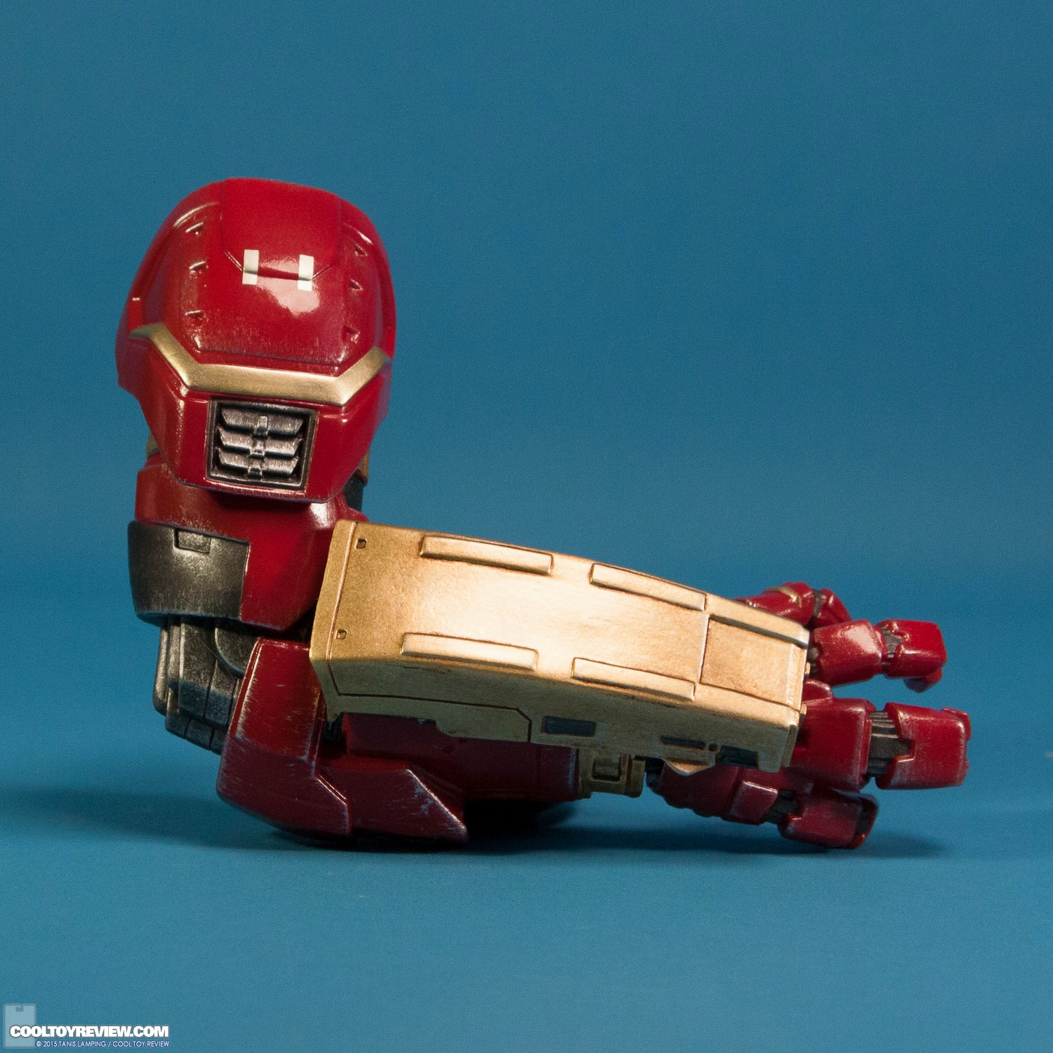 kotobukiya-avengers-age-of-ultron-hulkbuster-artfx-plus-statue-017.jpg