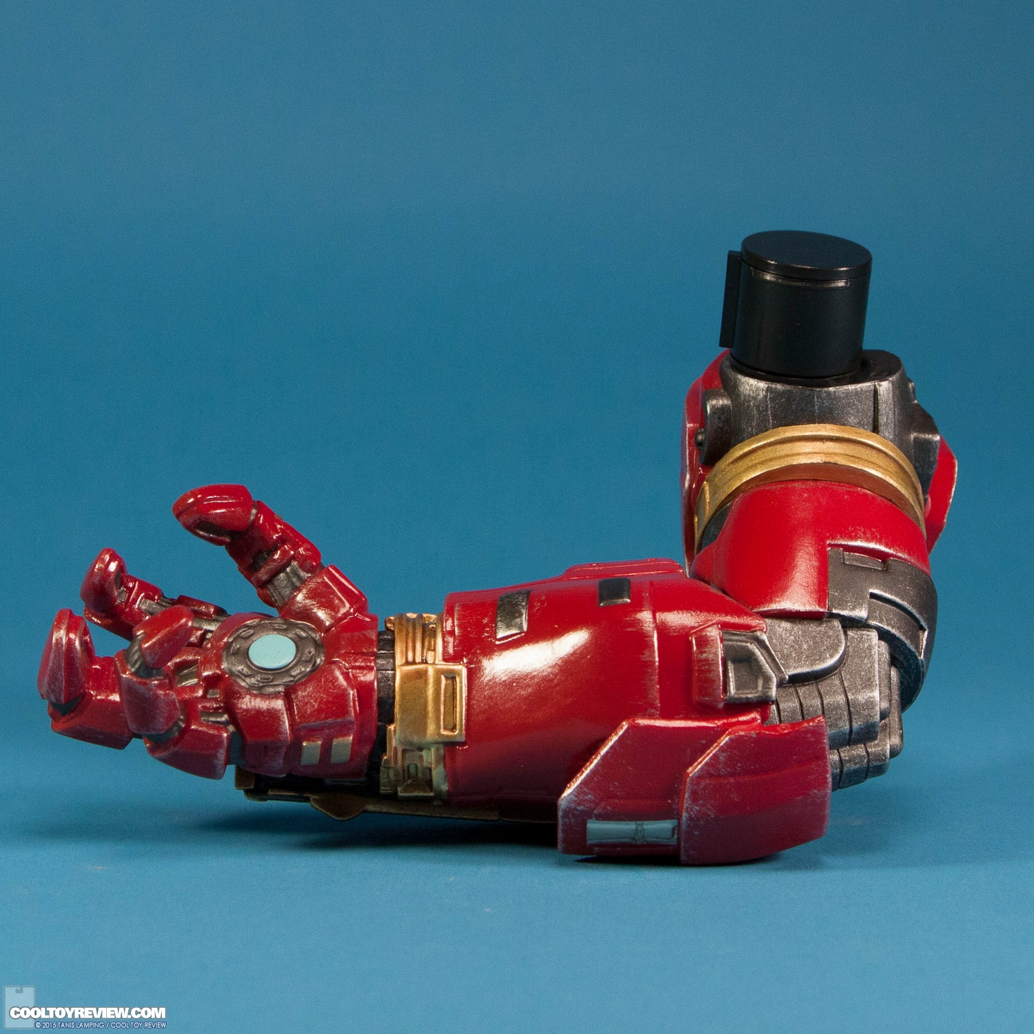 kotobukiya-avengers-age-of-ultron-hulkbuster-artfx-plus-statue-018.jpg