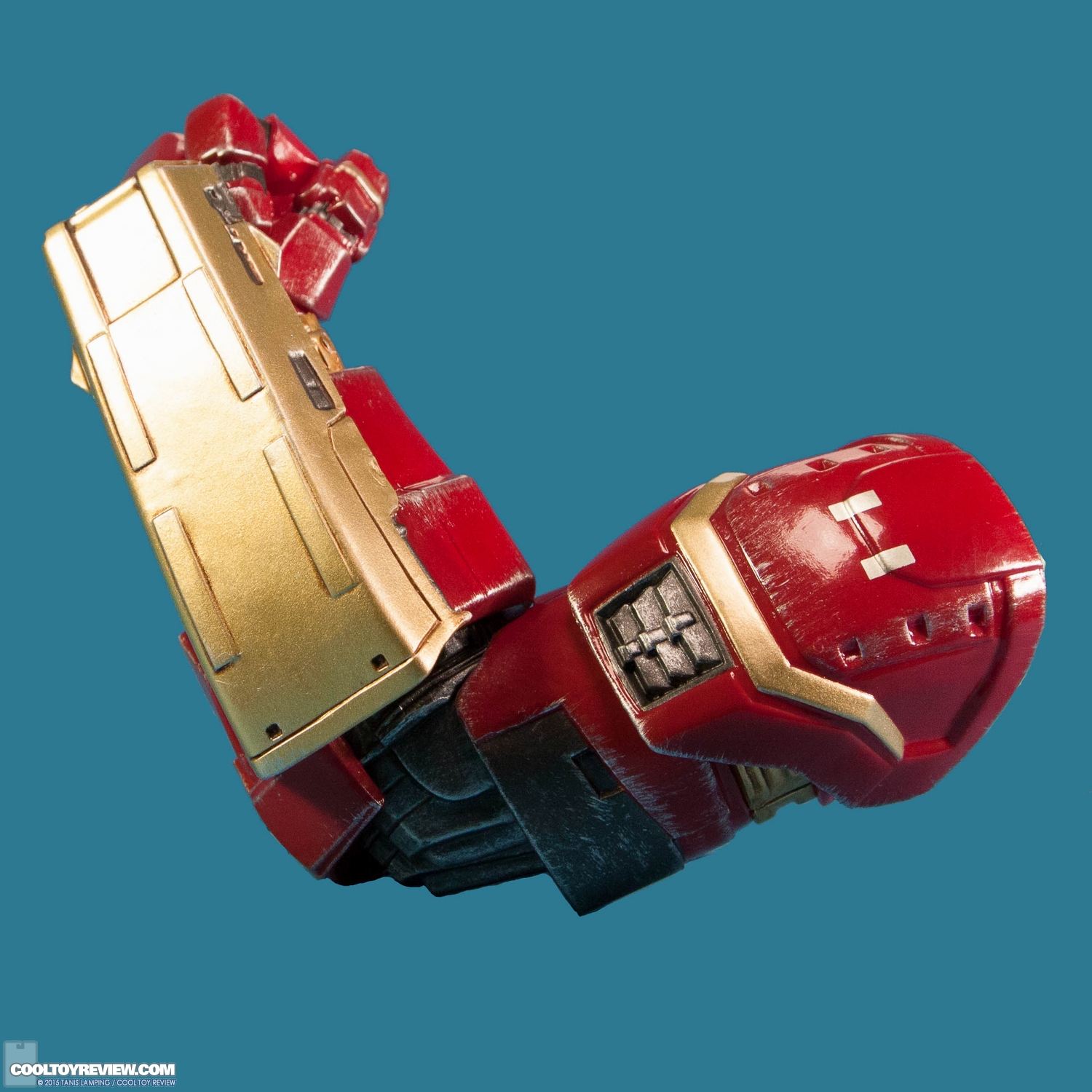 kotobukiya-avengers-age-of-ultron-hulkbuster-artfx-plus-statue-019.jpg