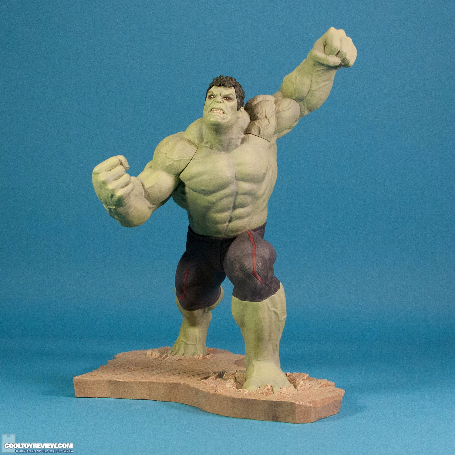 kotobukiya-avengers-age-of-ultron-rampaging-hulk-artfx-plus-statue-entertainment-earth-exclusive-001.jpg
