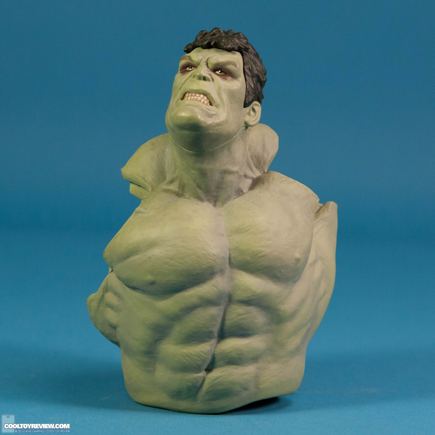 kotobukiya-avengers-age-of-ultron-rampaging-hulk-artfx-plus-statue-entertainment-earth-exclusive-009.jpg