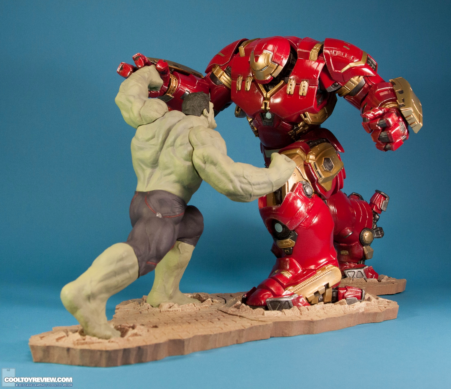 kotobukiya-avengers-age-of-ultron-rampaging-hulk-artfx-plus-statue-entertainment-earth-exclusive-020.jpg