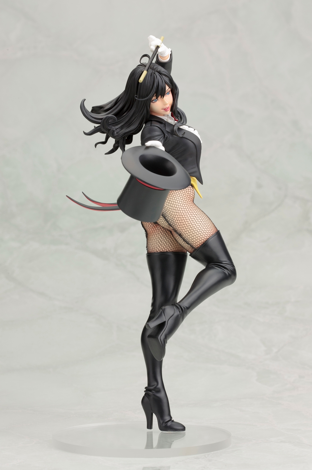 kotobukiya-zatanna-bishoujo-statue-003.jpg