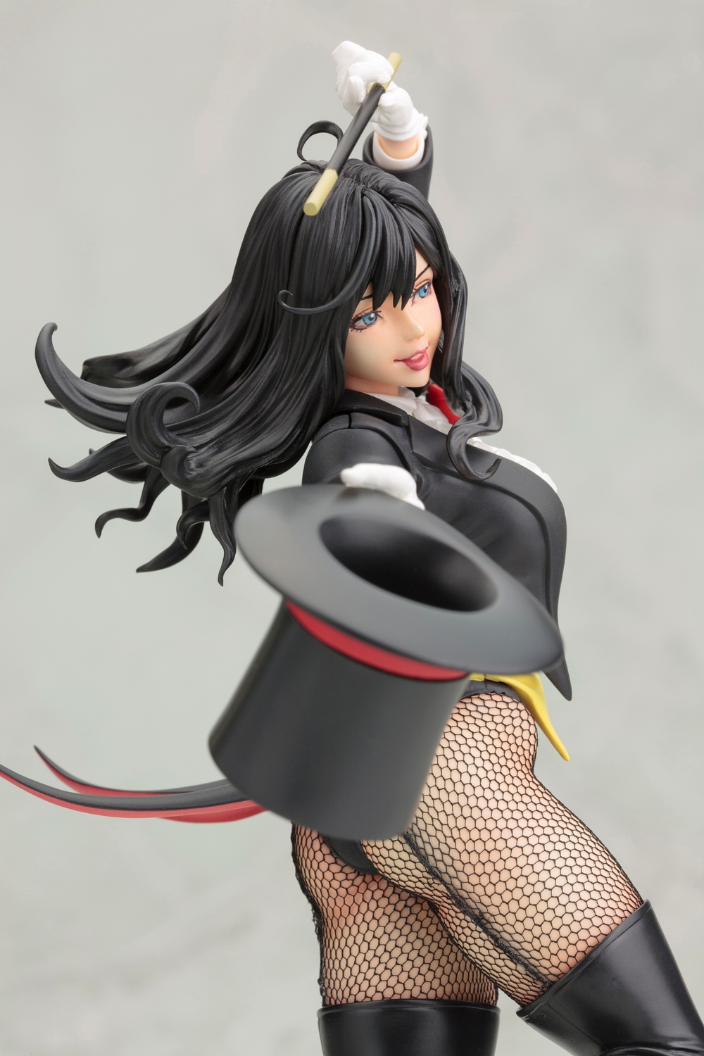 kotobukiya-zatanna-bishoujo-statue-007.jpg