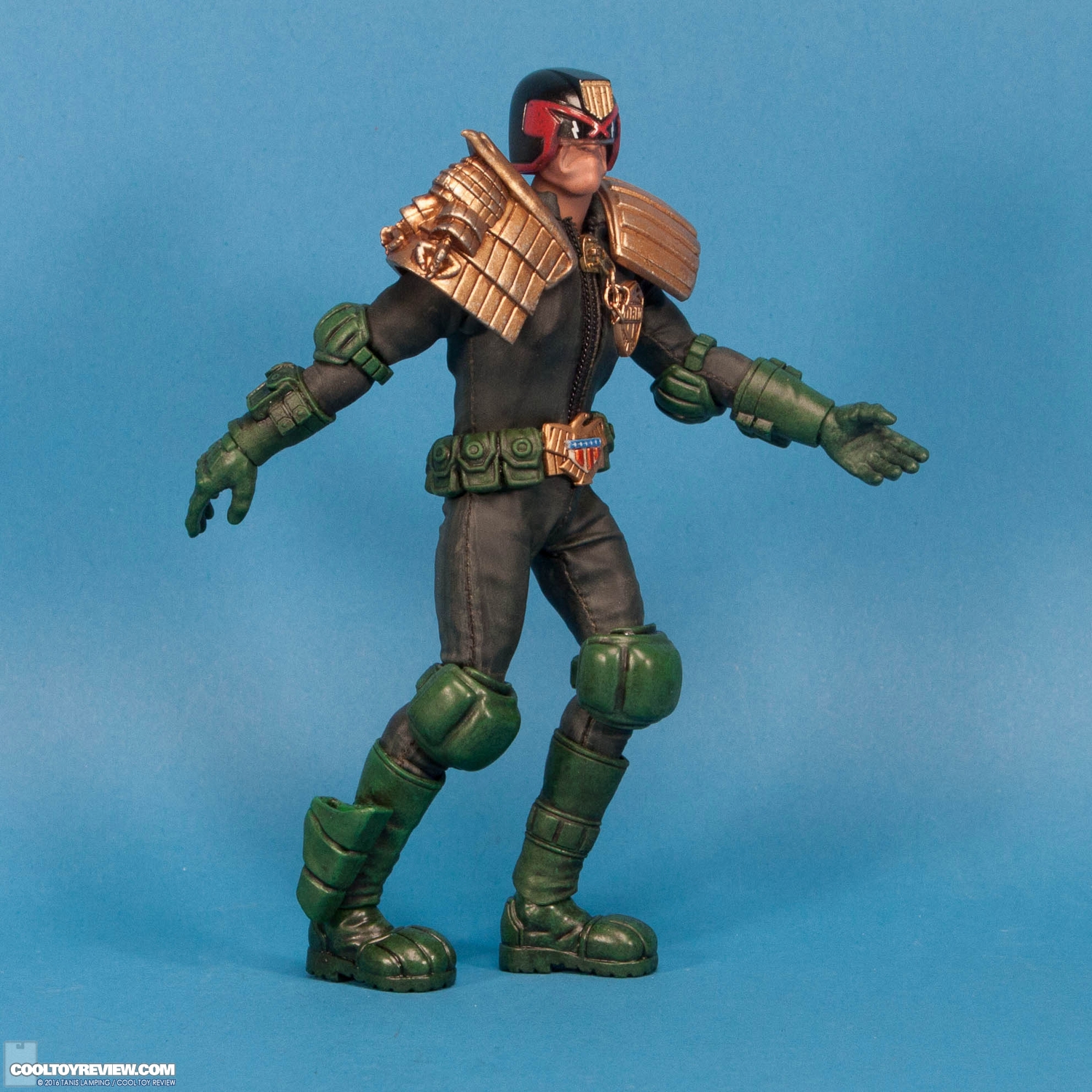 3a-judge-dredd-with-lawmaster-set-one-twelfth-scale-collectible-series-002.jpg